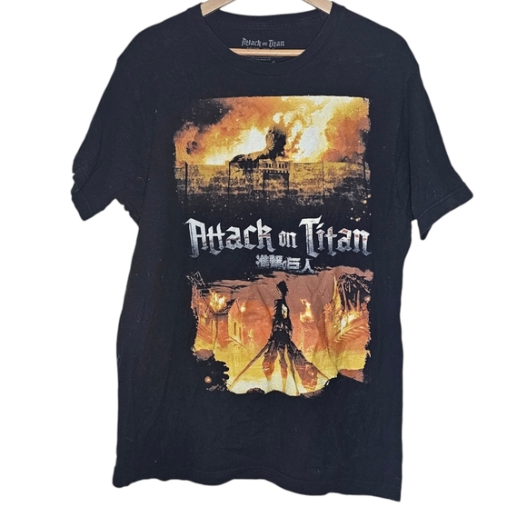 Attack on Titan Graphic Tee Shirt Ripple Junction Size  Large - Picture 1 of 7